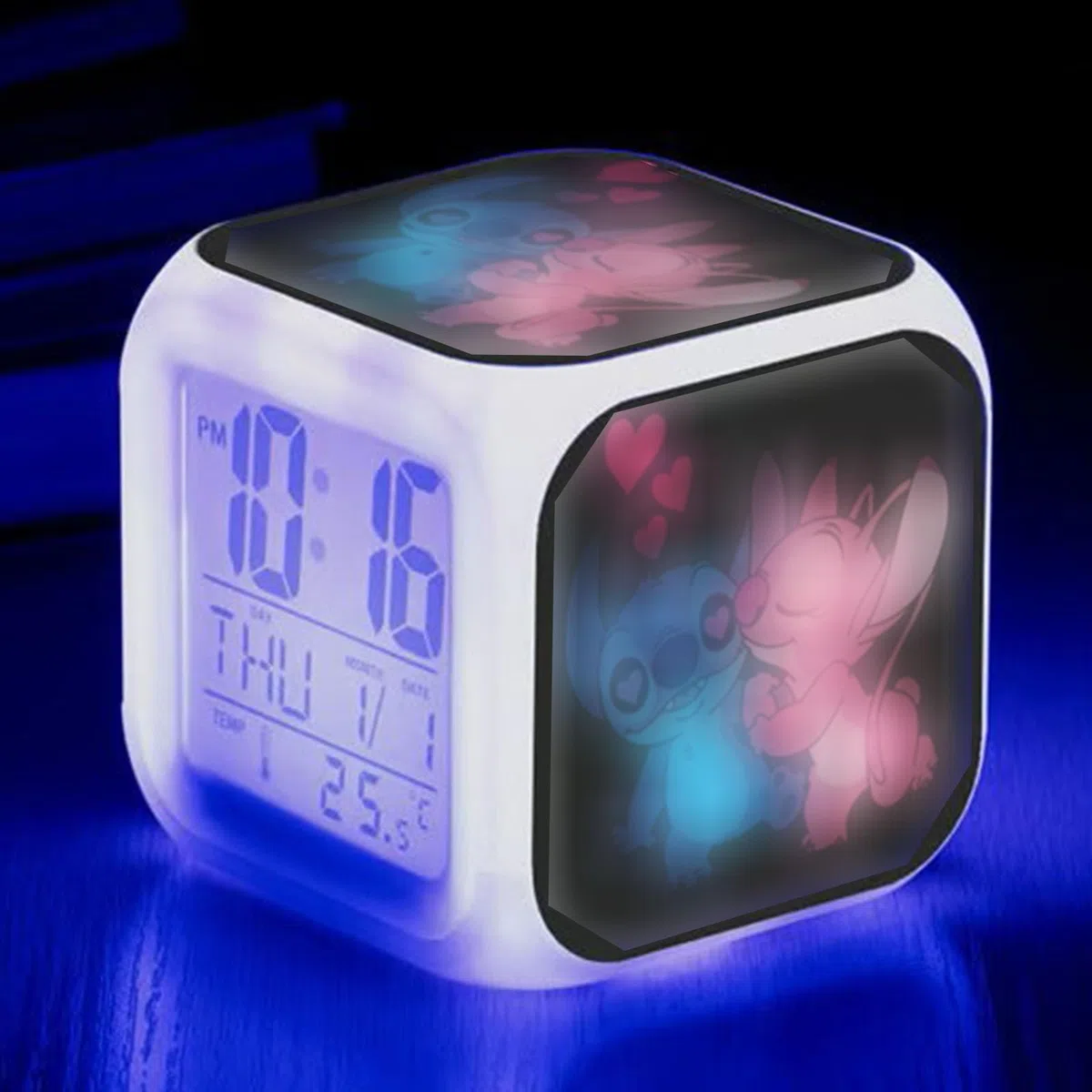 Vipomkowa Réveils Numériques pour Les Enfants, Dessin Animé Réveil Veilleuse LED Numerique Lampe, Jouets pour Enfants Reveil Lumière, Cadeau d'anniversaire de Noël
