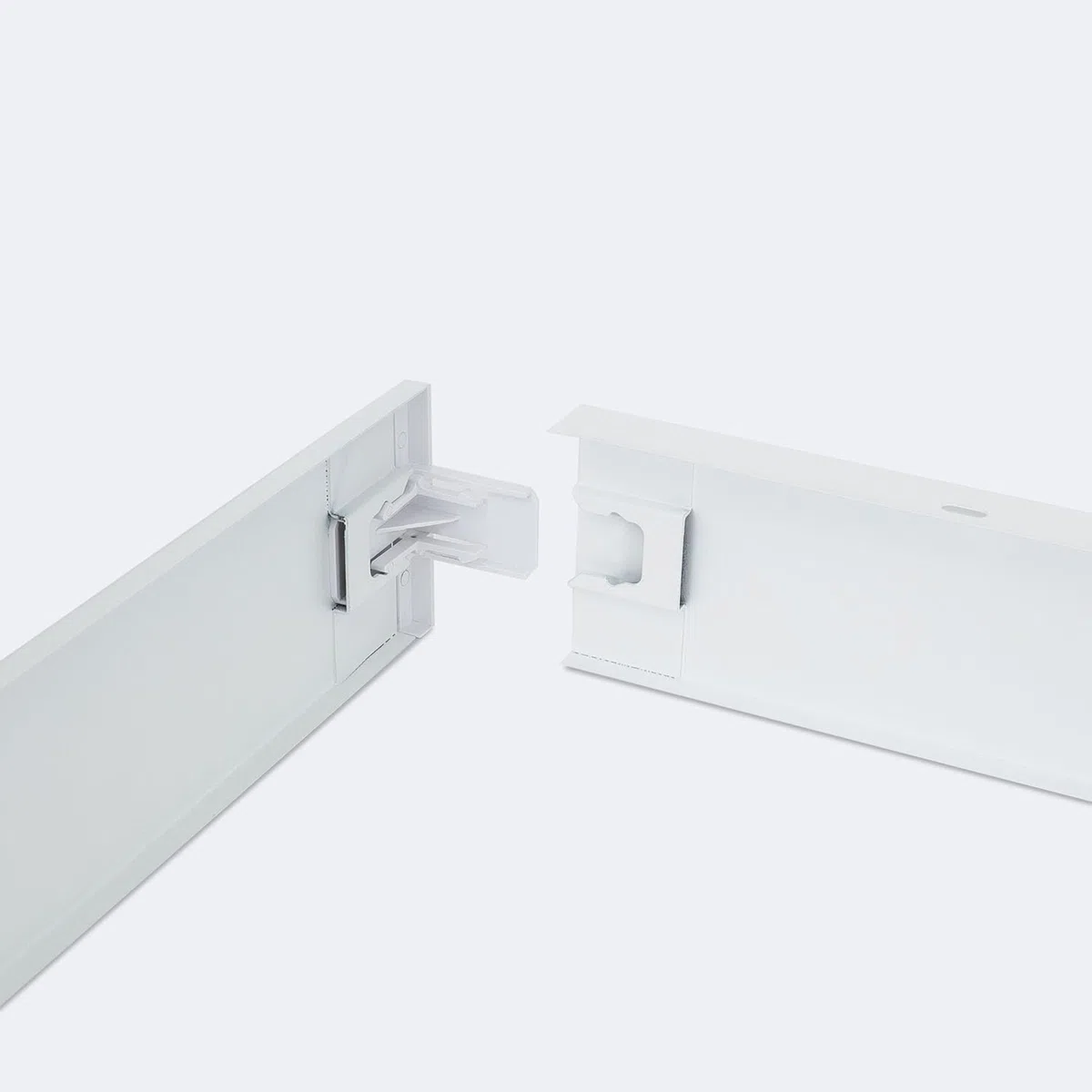 LEDKIA LIGHTING Kit en Saillie pour Panneaux 120x60 cm Blanc